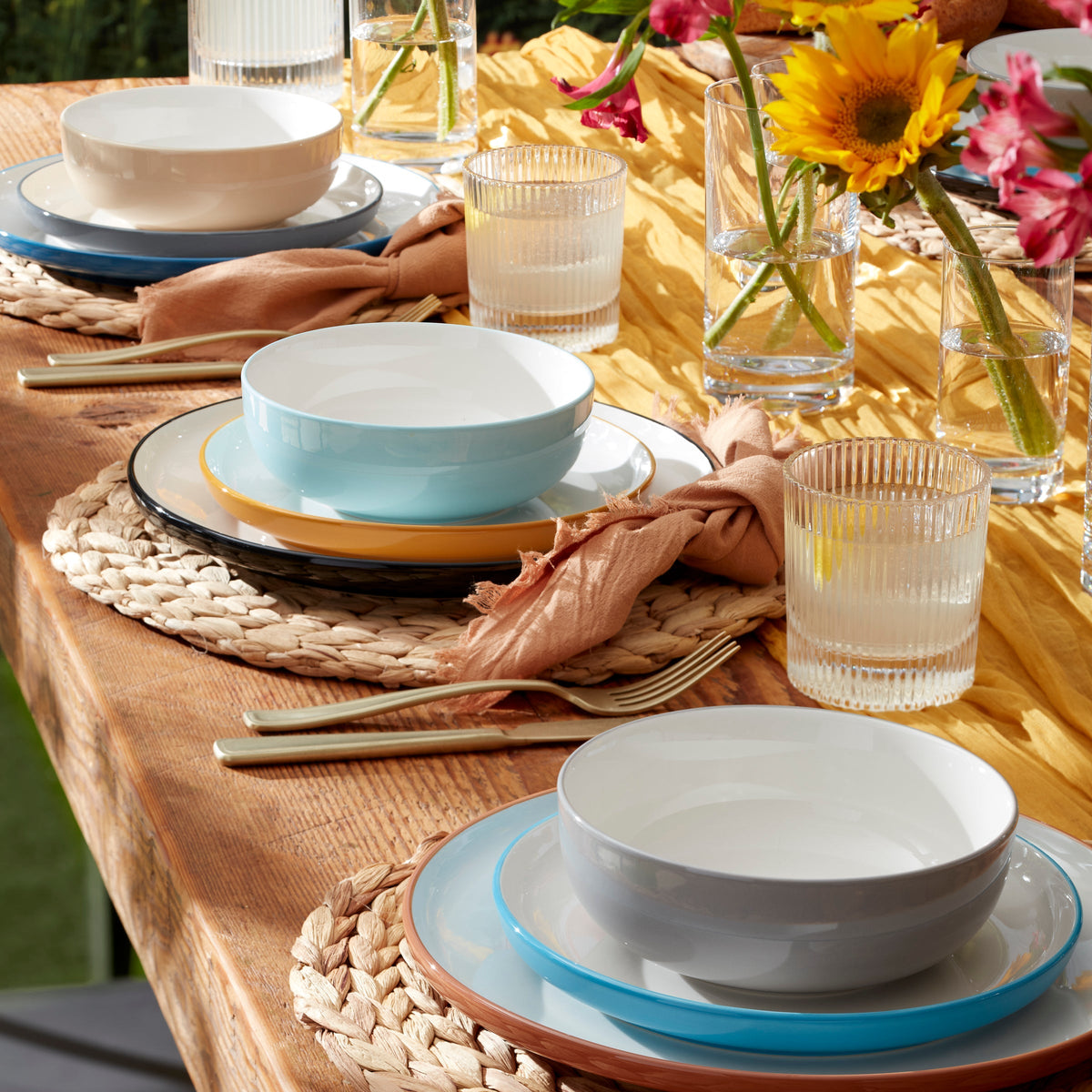 24 Seven Colors Pumice 12-Piece Dinnerware Set